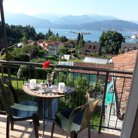 Sirena Vista Apartamento Stresa