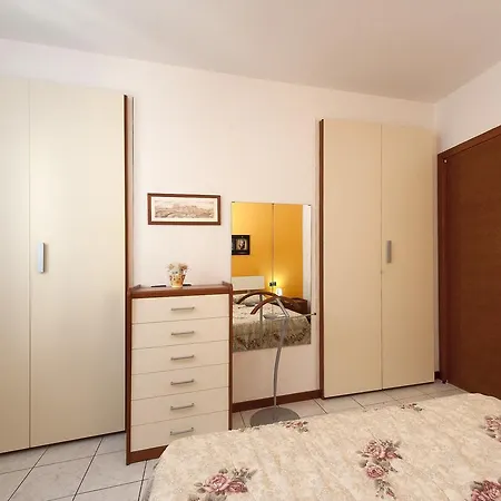 Apartment Sirena Vista *