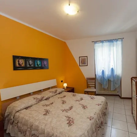 Sirena Vista Apartamento *