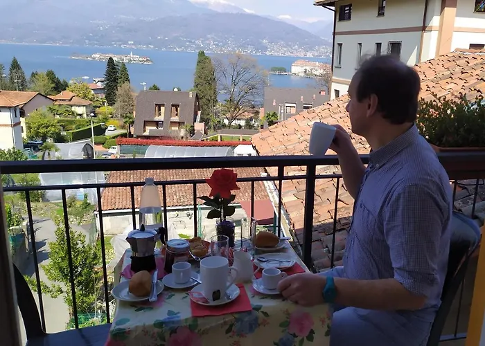 Sirena Vista 스트레사